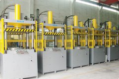 液壓機齒輪泵工作時，為什么有時油箱里
